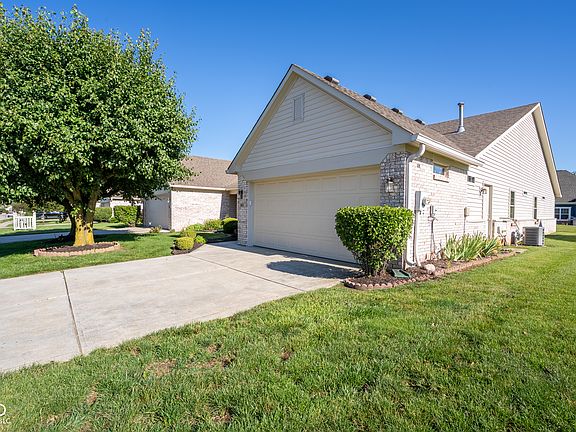 5th image of 1698 Fairfield Cir