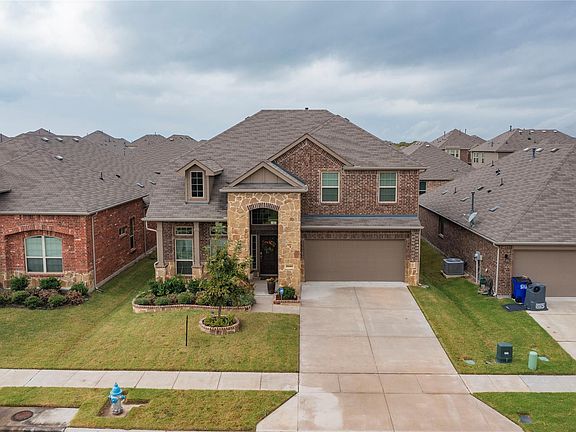 2nd image of 3920 Blessington Dr