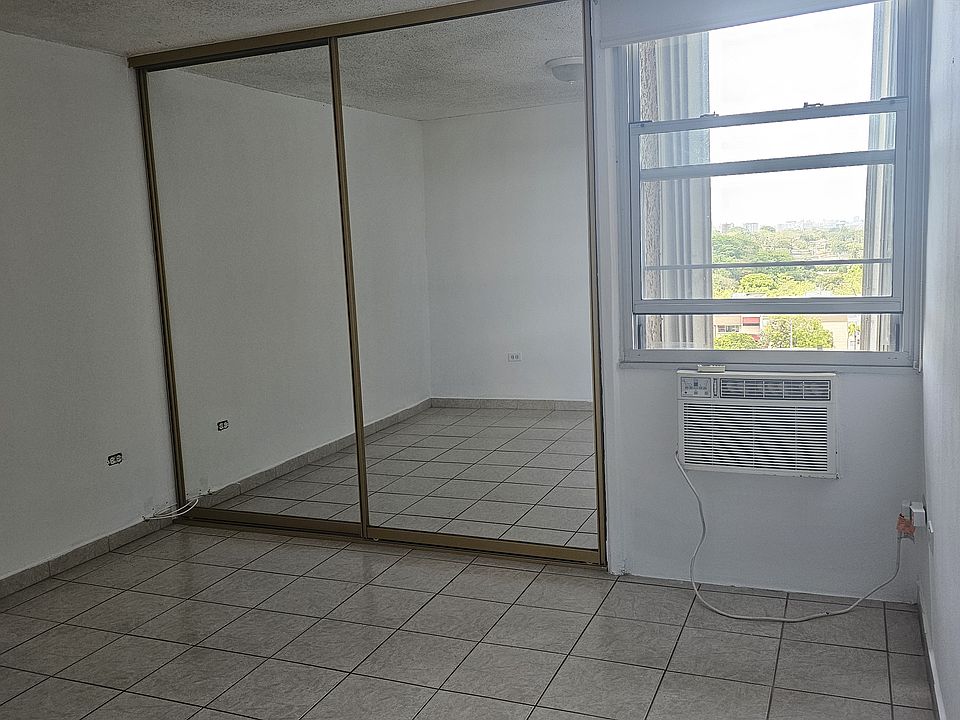1st image of 60 Avenue 401 Wnston Churchill Villas Del Senorial