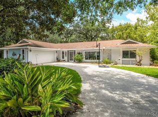 11815 W Waterway Dr, Homosassa, FL 34448