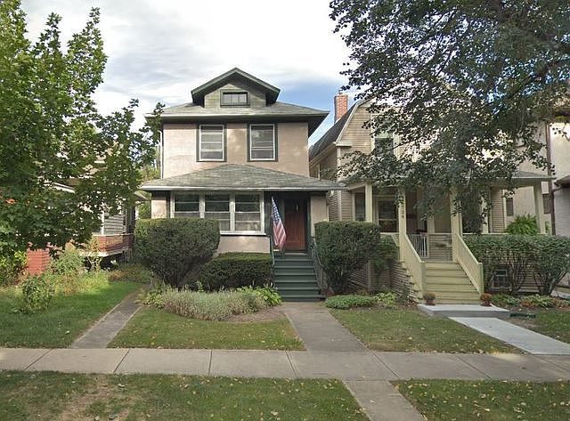 1st image of 722 Wesley Ave