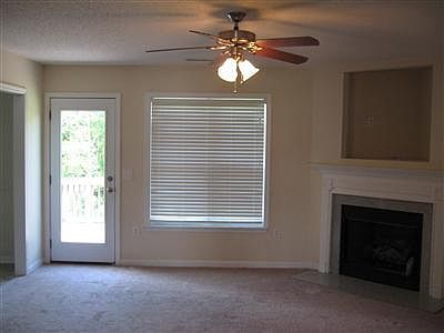 3rd image of 4803 Beech Tree Drive