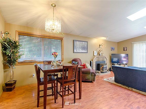 5th image of 8824 E E Street