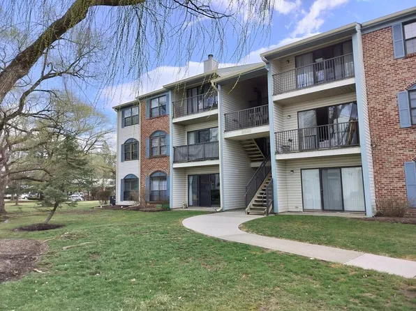 19 Mendrey Ct, Lawrence Township, NJ 08648