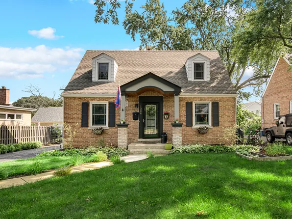 1308 Manchester Rd, Wheaton, IL 60187