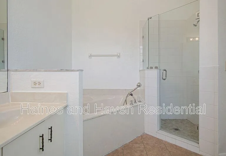 12201 Indian Creek Dr — Photo 22