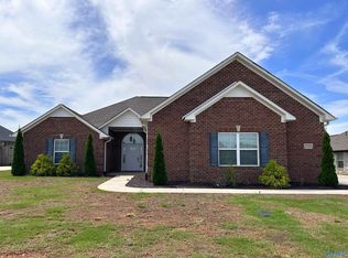 27932 Moss Creek Dr, Madison, AL 35756