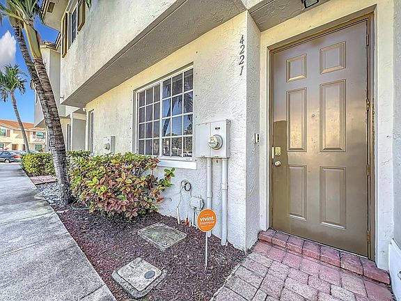 4th image of 4221 Napoli Lake Drive