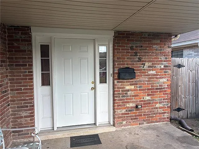 3 bed, 2.0 bath, 1500 sqft, $1,895 — Photo 2