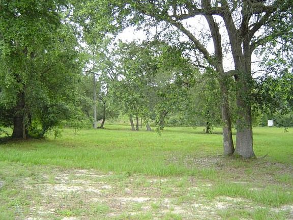3rd image of 2512 Sweet Heart Ln