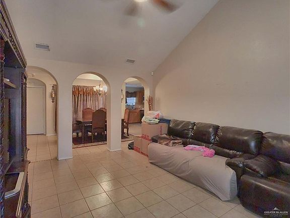 2nd image of 2501 Grandora Dr