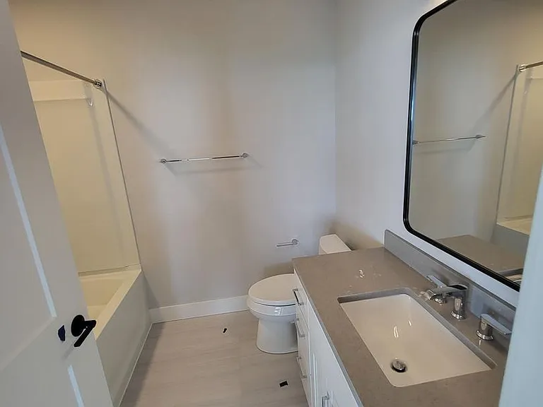 The Adria 179 W. Wilson St. — Photo 96