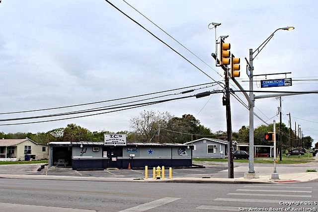 1st image of 3503 Commercial Ave