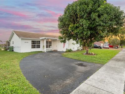 8630 NW 7th Ct, Pembroke Pines, FL, 33024
