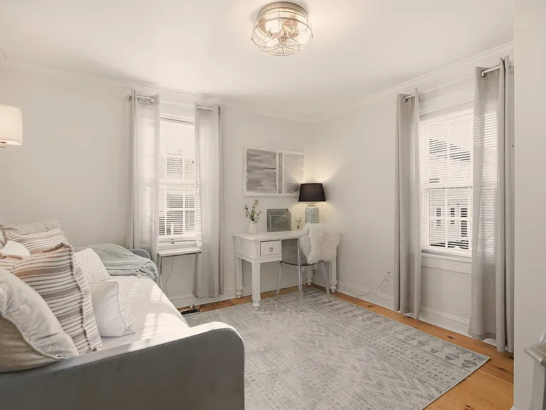 38 Pope St #1 — Photo 18