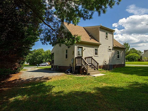 5th image of 7101 Ann Cabell Ct