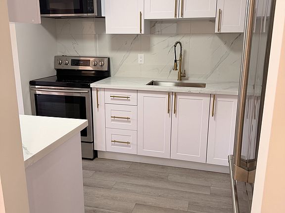 5th image of 14 Chaucer Cres