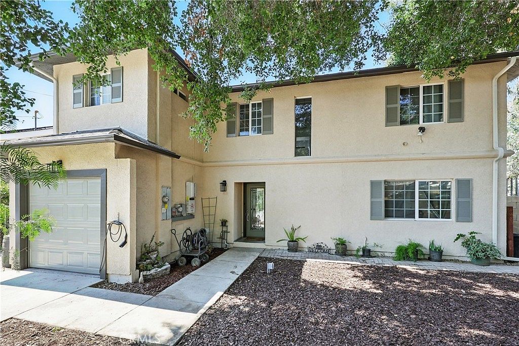 30156 Lexington Dr, Val Verde, CA 91384 | Zillow