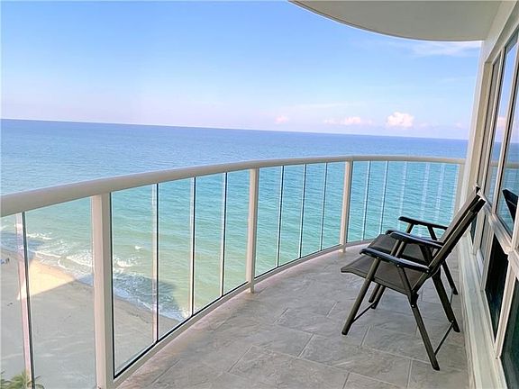5th image of 3400 Galt Ocean Dr APT 1401S