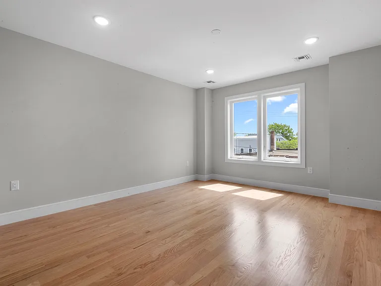 403A Maple St #A — Photo 14