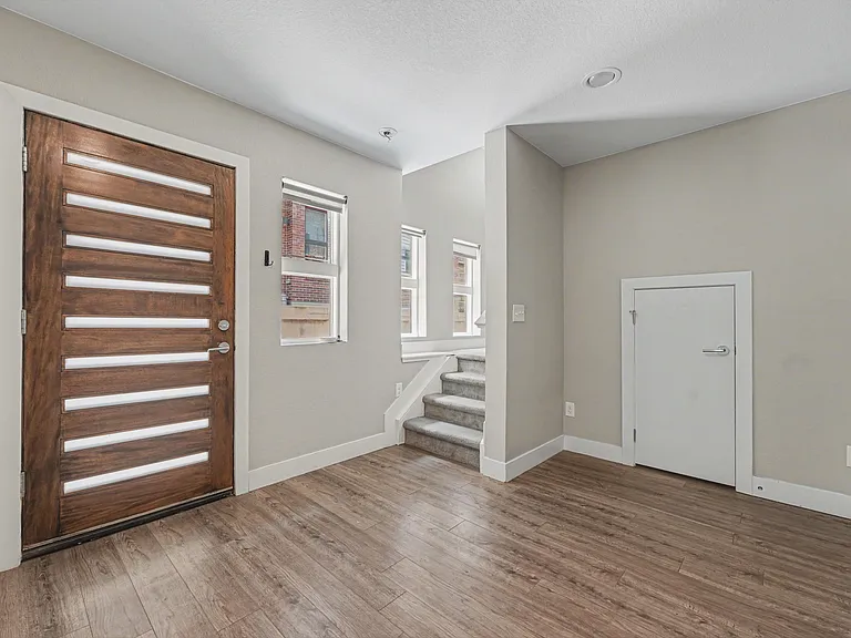 2868 N Hazel Ct — Photo 25