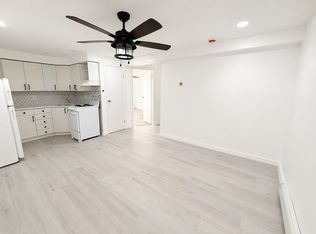 21 Crawford Ct #1, Huntington Station, NY 11746