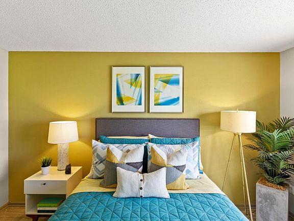 4th image of 2401 S Bumby Ave #2349B