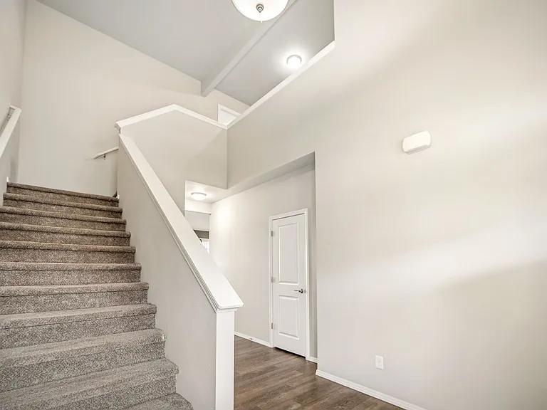 8411 N James Ct — Photo 11