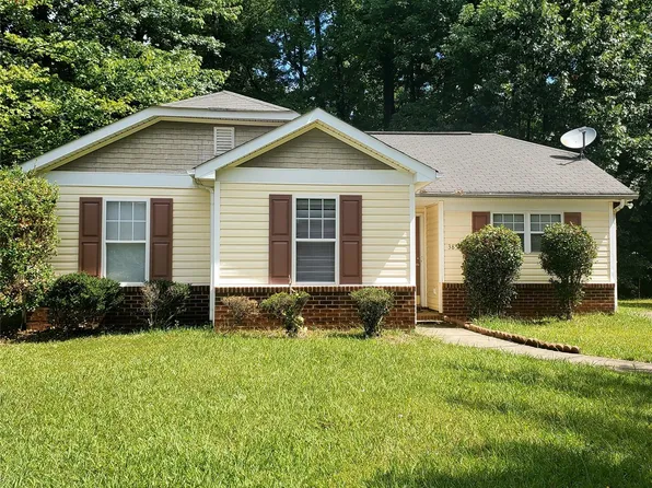 3853 Bullard St, Charlotte, NC 28208