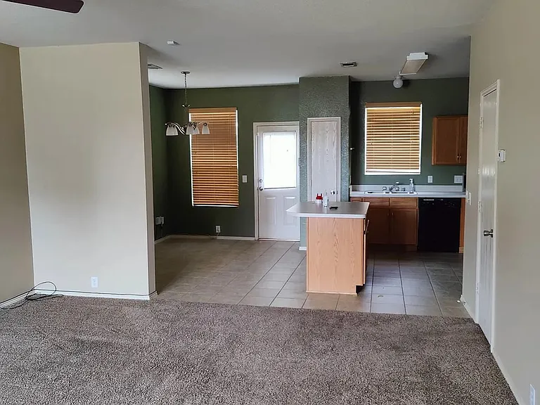 2601 Tilden Dr — Photo 17