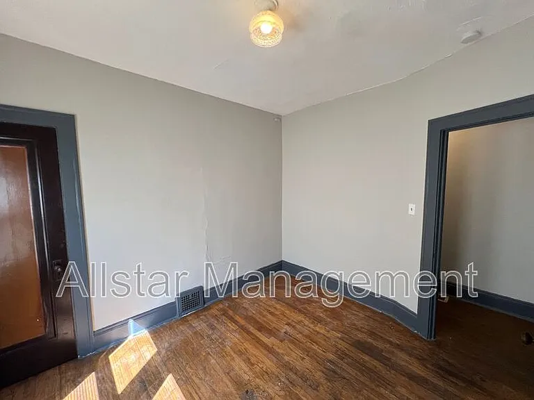 3638 E 149th St #2 — Photo 11