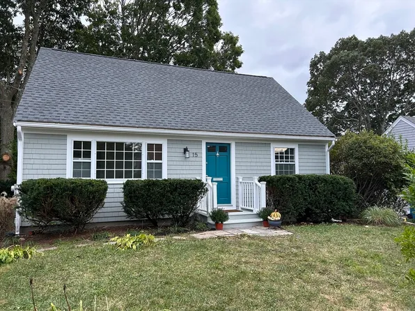 15 Harrington St, East Falmouth, MA 02536