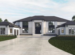 4592 Pinnacle Blvd, Rochester, MI 48306