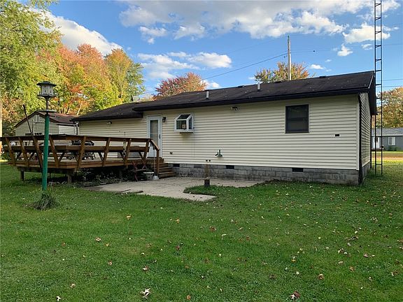 2nd image of 1282 Lakemont Dr