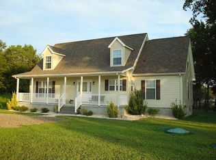 Longstreet Dr, Reedville, VA 22539