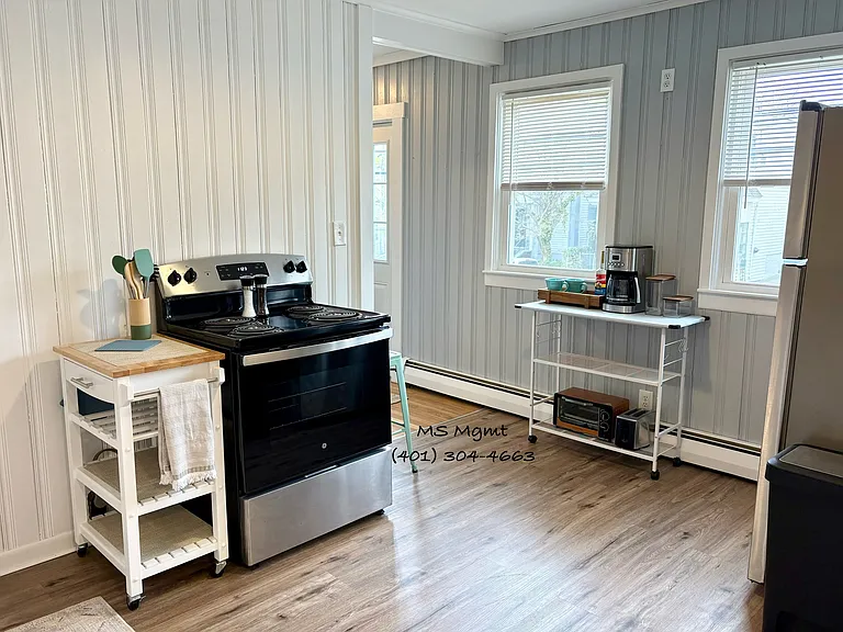 136 Bradford St #1 — Photo 9