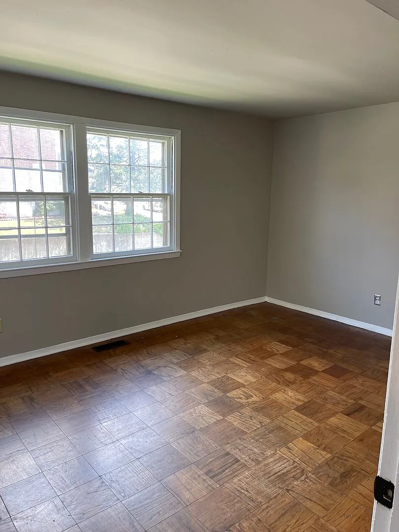 1504 Upshire Road - 8219 — Photo 3