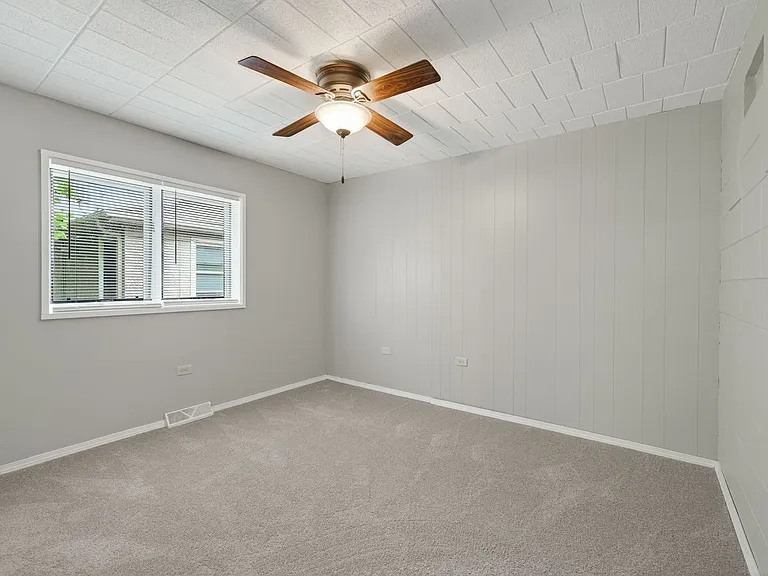 1127 Raymond Ave — Photo 15