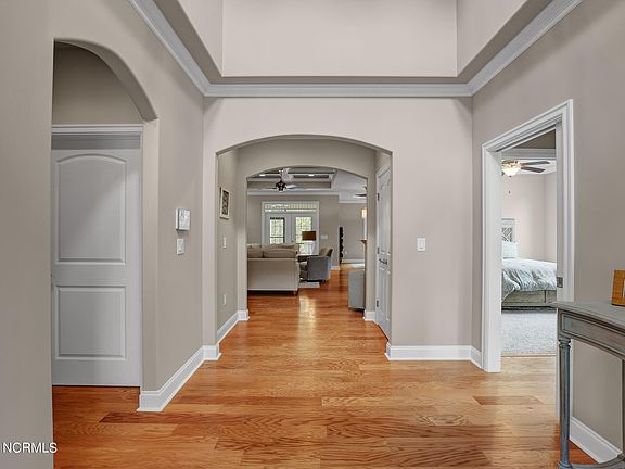 4th image of 4932 Pine Island Drive SE