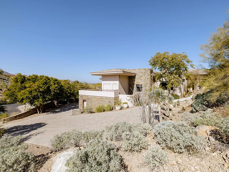 7451 N Las Brisas Ln — Photo 86