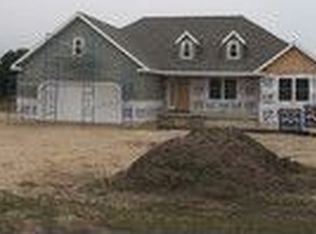 3108 N Fairway Ave, Rolling Prairie, IN 46371