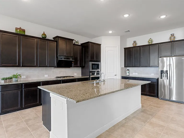 6007 Marsh Lake Ct — Photo 7