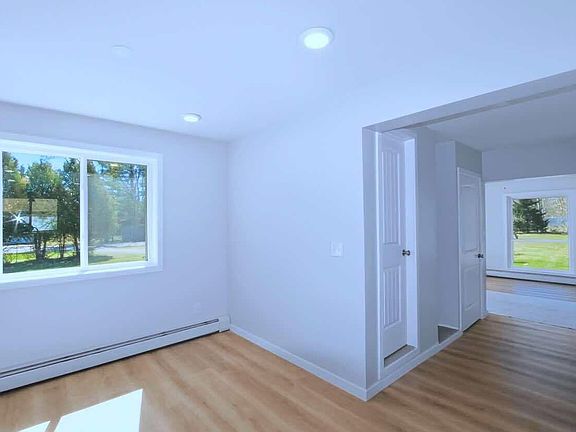 2nd image of 401 W Church St