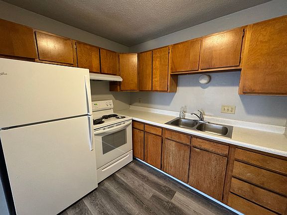 5th image of 118 E Phillip Ave #17
