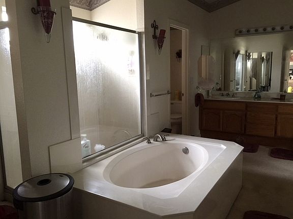5th image of 4653 Silvertide Dr