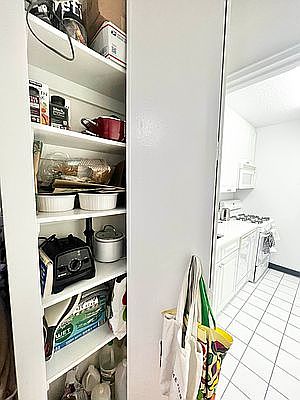 5th image of 230 W 55th St APT 3C