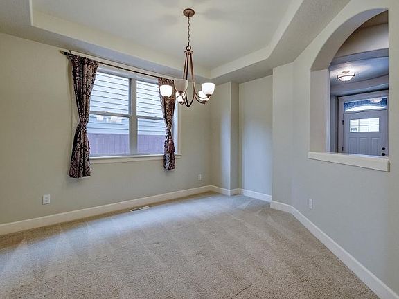 4th image of 17518 NE 35th Cir