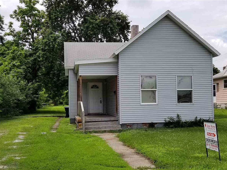 1st image of 826 N 10th St