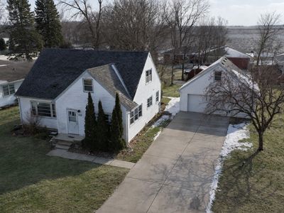 903 W Birch Ave, Olivia, MN, 56277