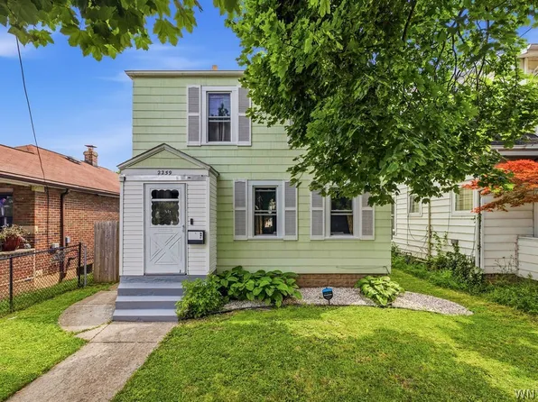 2259 Michigan Ave, Niagara Falls, NY 14305